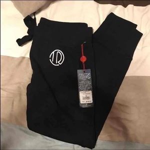 True religion sweats